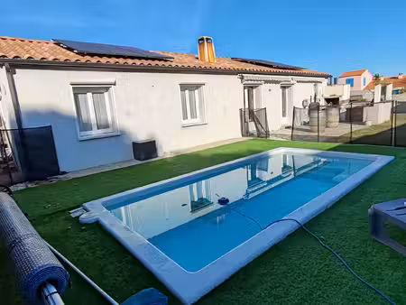 villa t5 4 faces avec piscine