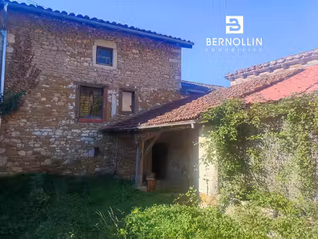 maison de village en pierre à rénover de 90 m2 au coeur de t