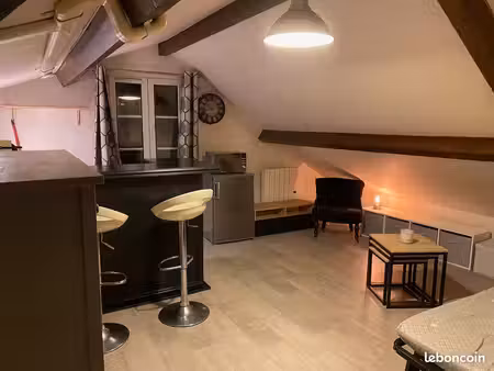 a louer dès maintenant - studio meublé à cergy village de 25m² (13 m² habitables)