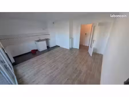studio ermont centre ville