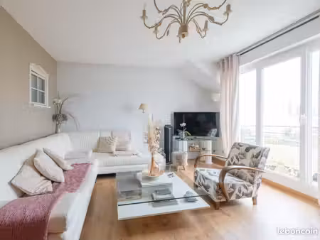 appartement f3 lumineux de 67 m²
