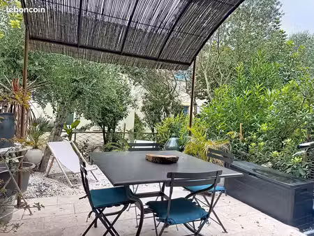 maison 2 chambres avec jardin dans résidence privée