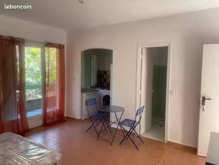 studio meublé