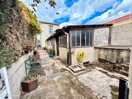maison 4 pièces 90 m²