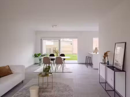 spacieuse maison neuve économe en énergie  avec 4 chambres e