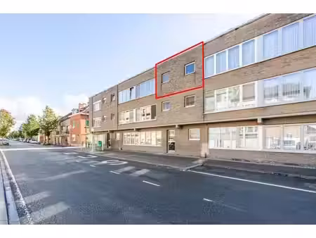 appartement avec 2 chambres  garage et terrasse à sint-pi...