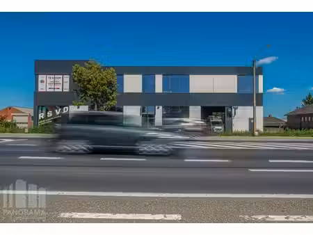 150 m² nieuwbouw kantoorruimte te huur langs bruggesteenweg