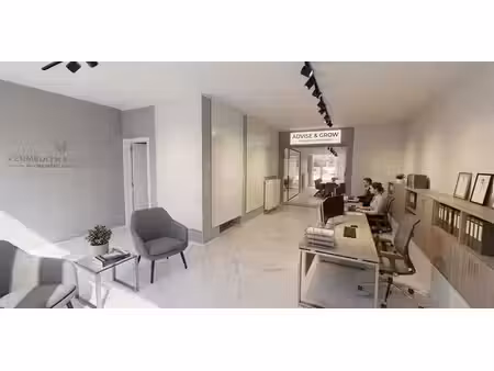 bâtiment commercial à louer à aalter pour € 1.950 avec 3 chambres à coucher