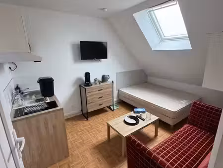studio meublé a louer