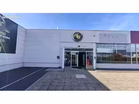local commercial 375m2