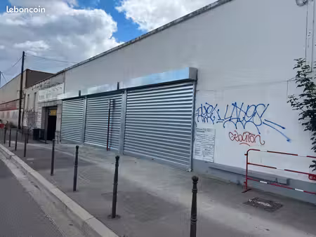 local commercial rn34 gournay sur marne 2500 ht / mois bail 3/6/9