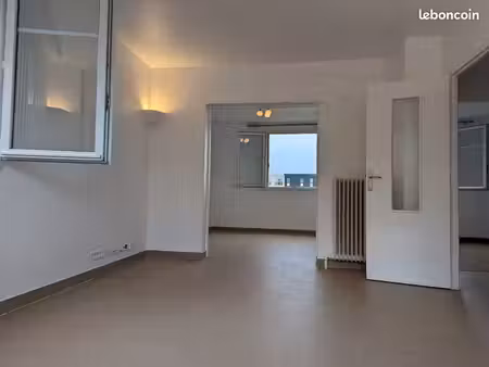 appartement traversant 3/4 pièces – 61 37 m² – quartier du maroc
