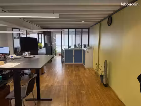 à louer malakoff bureaux 98 m² meublés  équipés et climatisés