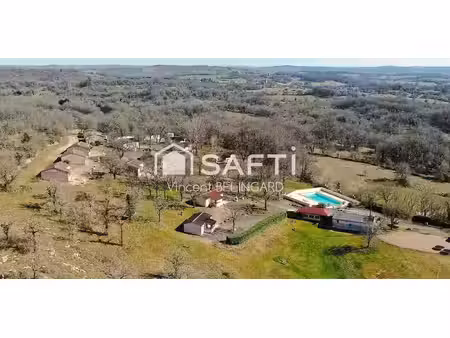 vente locaux professionnels 43 pièces 950 m² à lentillac-du-causse (46330)  725 000 €