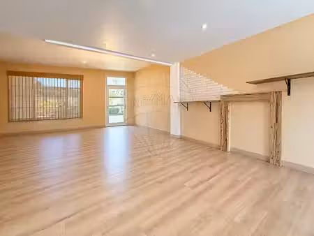 vente locaux professionnels 4 pièces 70 m² à sanary-sur-mer (83110)  55 000 €
