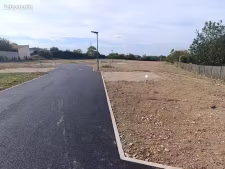 terrain 331 m² andilly