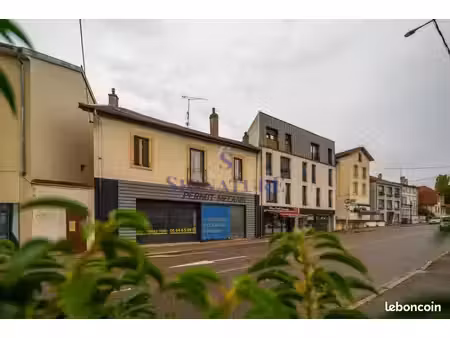 immeuble 7 pièces 350 m²