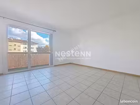 appartement 3 pièces 64 m²