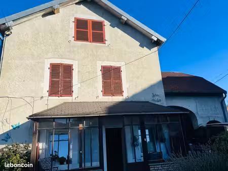 vends maison rénové