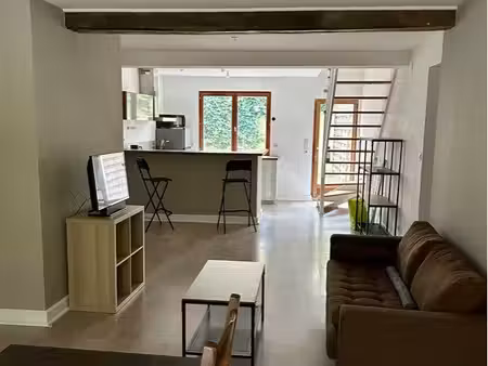 à louer – appartement t4 duplex de 80 m² avec jardin  garage et cave – 620/mois