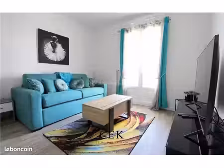 studio 3 pièces 19 m²