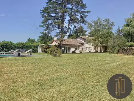 maison de luxe à vendre à messimy-sur-saône
