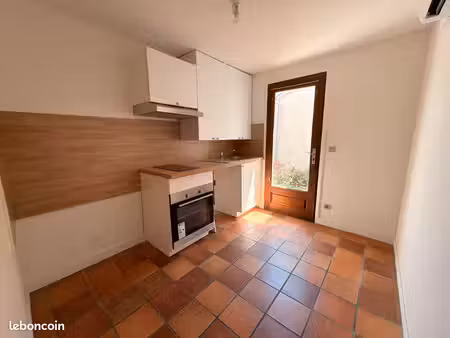 appartement t2 climatisé prés du centre ville
