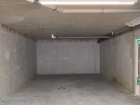 location place de parking pmr - sous-sol sécurisé - résidence neuve