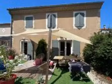 maison centre village