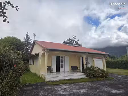 à louer à la plaine des palmistes villa f4