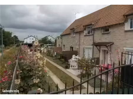 studio 23m² 1500 m gare poissy rer a et sncf