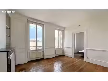apparemment 3 pièces 65 m2