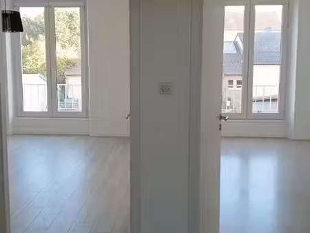 a louer - ​t2 centre-ville 60m² - libre de suite - stationnement facile