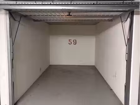 garage a loué lyon 5e 22m