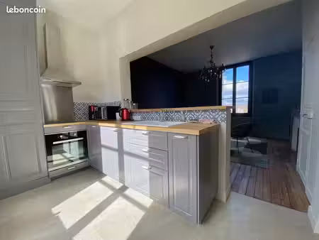 appartement 2 pièces 64 m²