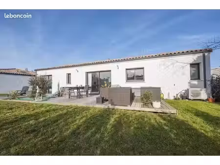 projet de construction d'une maison 90 m² avec terrain à gemozac (17)