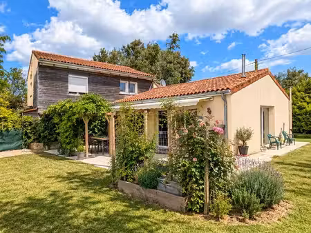 maison 7 pièces 160 m²