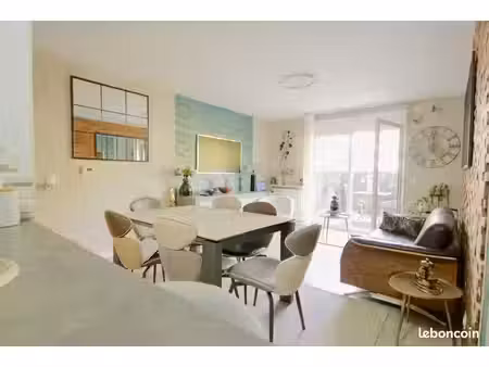 appartement 3 pièces 63 m²