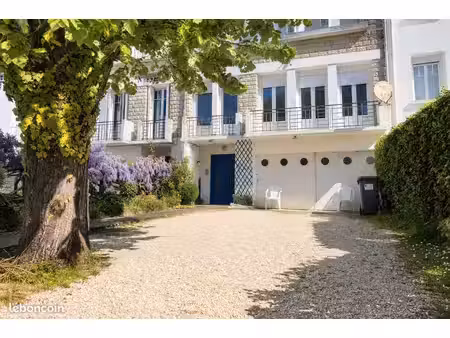 appartement 3 pièces 80 m²