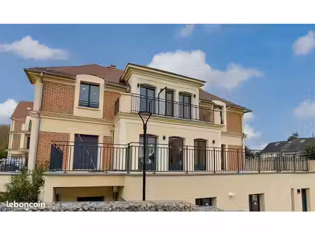 appartement 4 pièces 130 m²