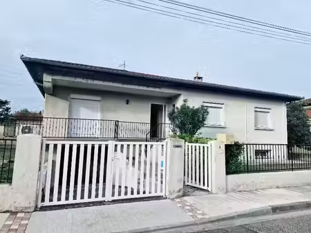 location maison 6 pièces 139 m² à tournefeuille (31170)  1 750 €