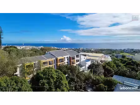 t2 avec grande terrasse et vue mer à montgaillard