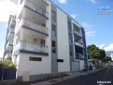 a vendre ce bel appartement de type f3 sur la rue lory les bas résidence antinea à sainte 