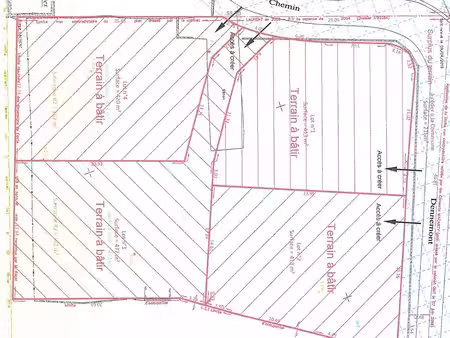 terrain constructible à vendre au guillaume