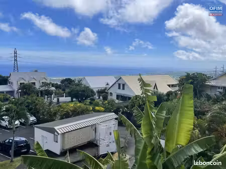 à vendre – maison f6 de 144 m² – bois de nèfles sainte-clotilde