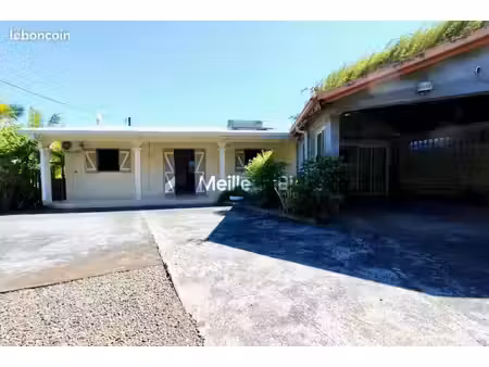 maison 9 pièces 102 m²