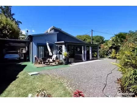 maison 8 pièces 122 m²