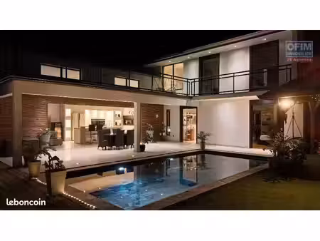 villa contemporaine d’exception – entre ciel  mer et lumière à sans souci 97411 à 7 min du