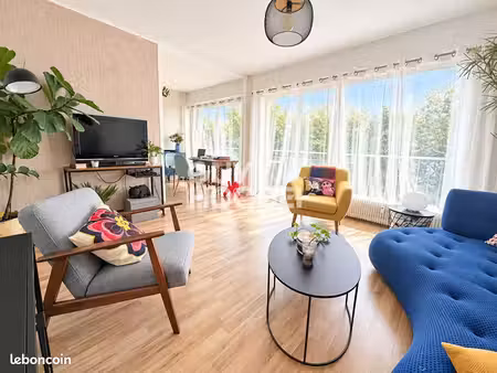 appartement 3 pièces 60 m²