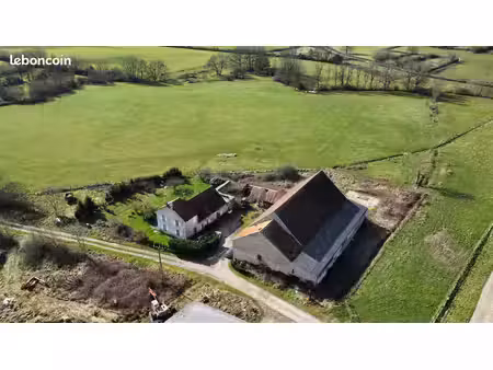 maison corps de ferme